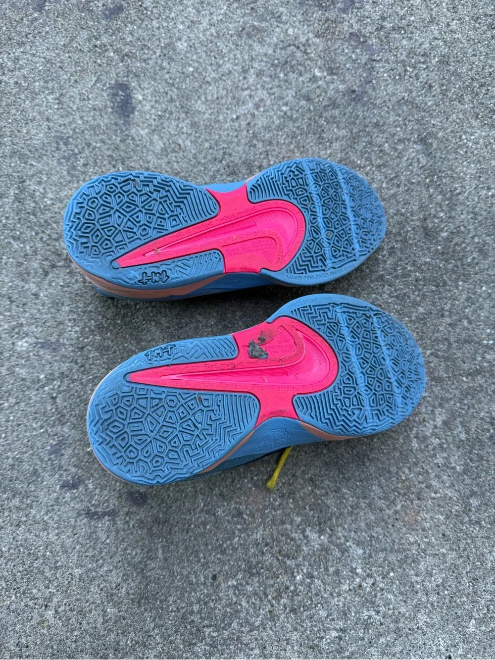 Nike Zoom Kobe 4 Protro Basketball shoes